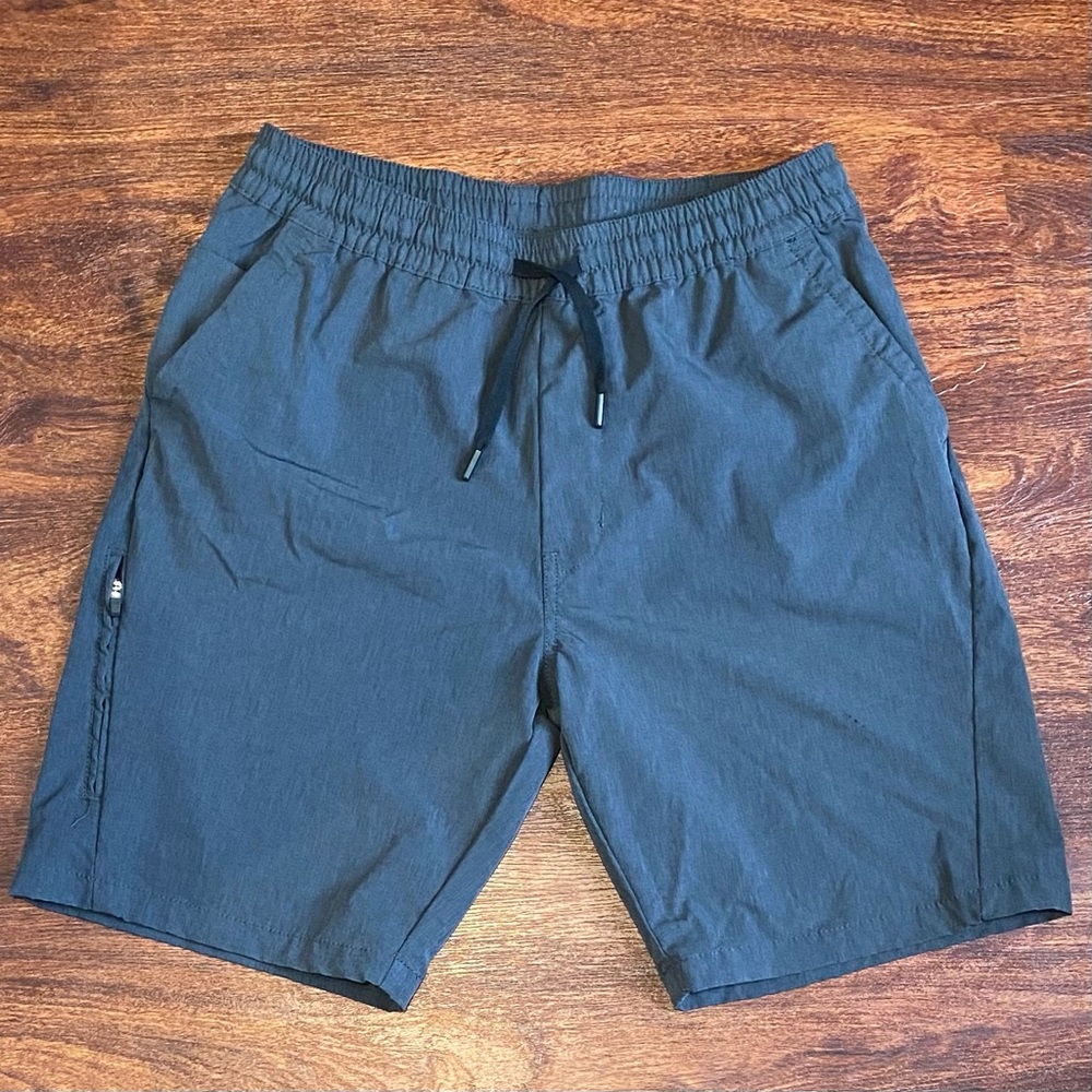 Kenneth Cole Mens Active Tech Shorts Stretch Lightweight Dark Grey Black